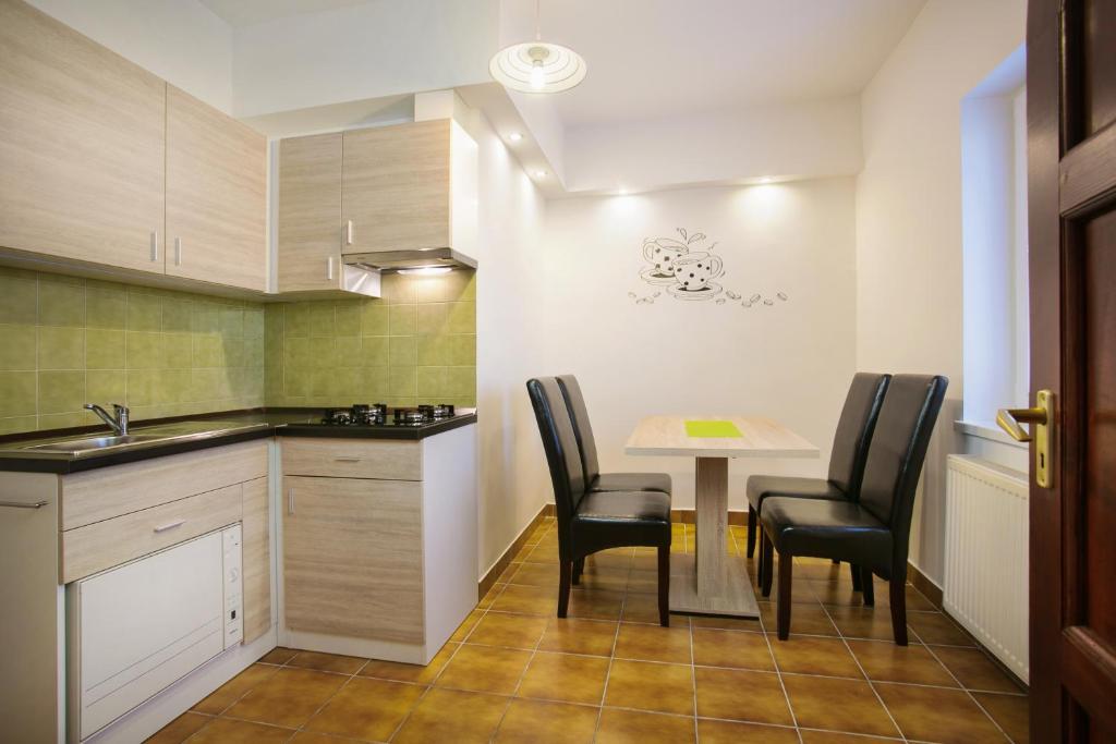 Bathory Apartments Гайдусобосло Номер фото